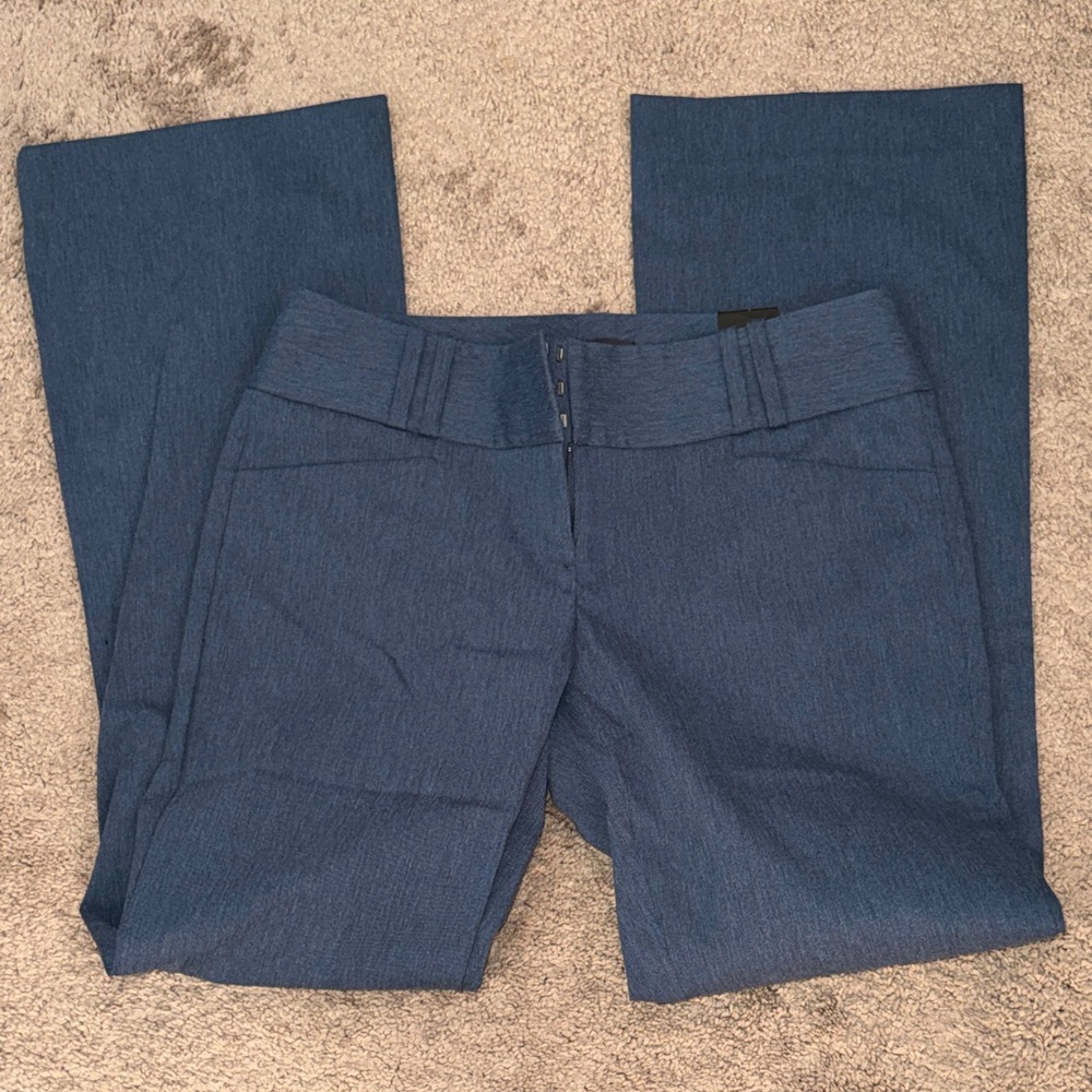 The Limited Blue Women's Exact Stretch Classic Flare Trousers. Size 8R